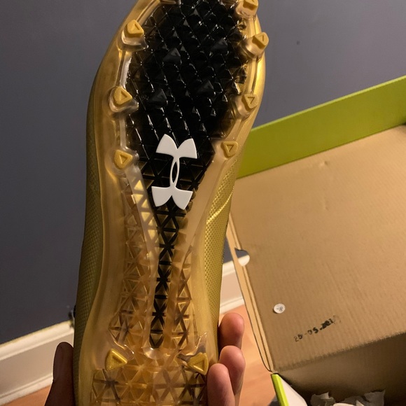 Underarmour football cleats - Picture 3 of 5